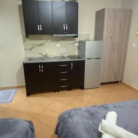 Rizarjo Apartman *