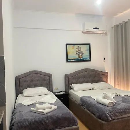 Rizarjo Apartman *